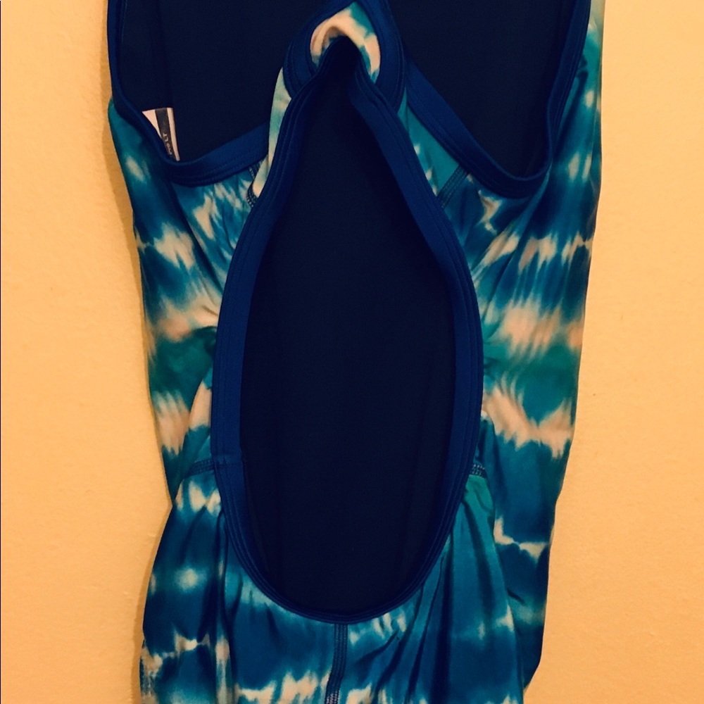 WATERFALL ONE PIECE SMIM SUIT SUMMER STYLIN - Picture 4 of 7